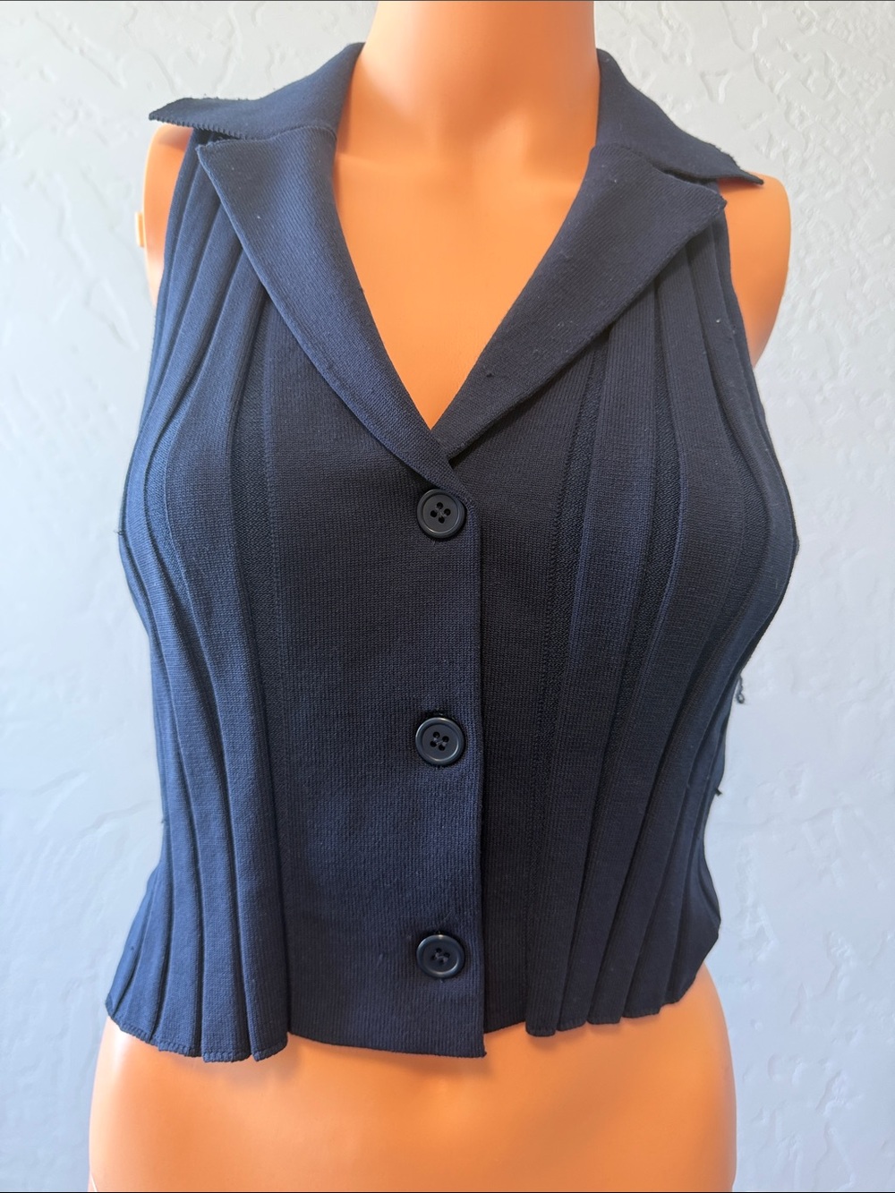 Sincerely Jules Ribbed Sleeveless Button-Front Knit Vest in Deep Navy